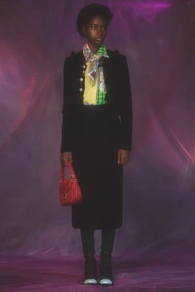 Look 7